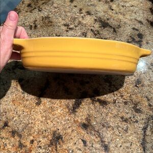 Le Creuset baking dish, yellow